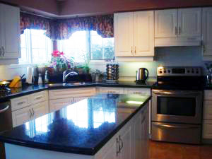 granite-kitchen-948448-m