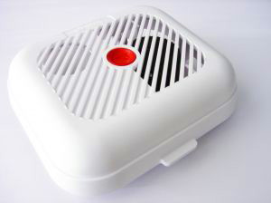 smoke-alarm-684720-m